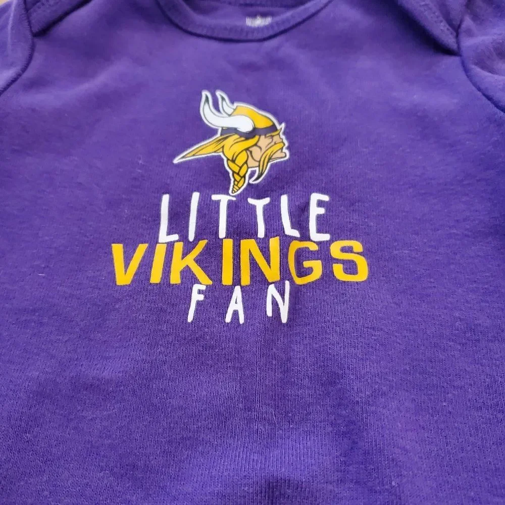 Short Sleeve Body Suit Minnesota Vikings 6M EUC